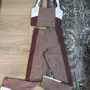 High-Rise Colorblock Women’s Leggings in Mauve & Brown